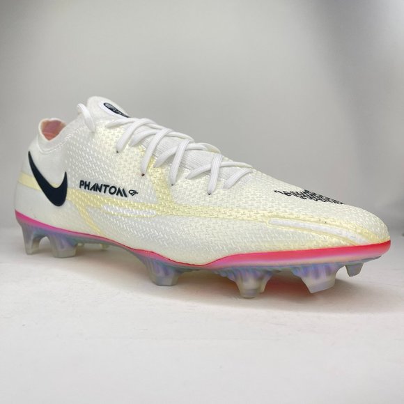 nike rawdacious soccer cleats